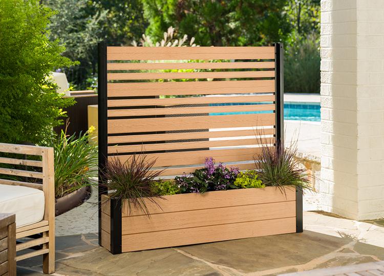 Florence Freestanding Patio Screen w/ Planter Box (Cedar) (44" H x 46 " W x  9" L)