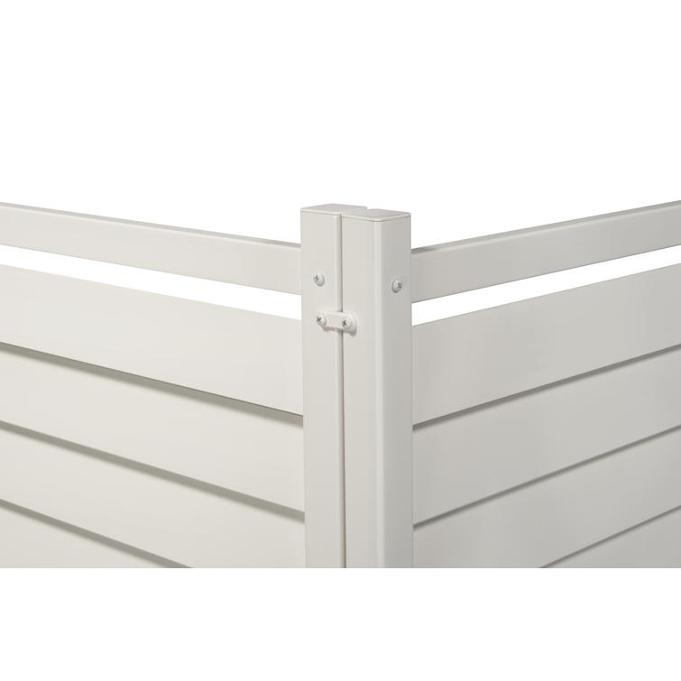 slated fence upper corner .jpg