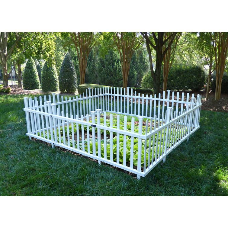 ZP19022- Garden Enclosure- Main- Lifestyle.jpg