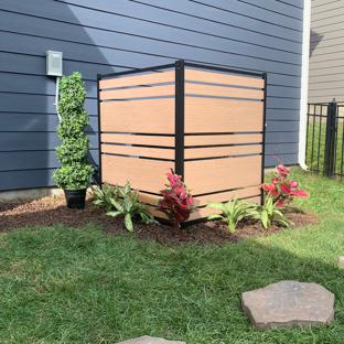 Vienna WoodTek Vinyl Privacy Screen Kit (Cedar) (2 Panels)